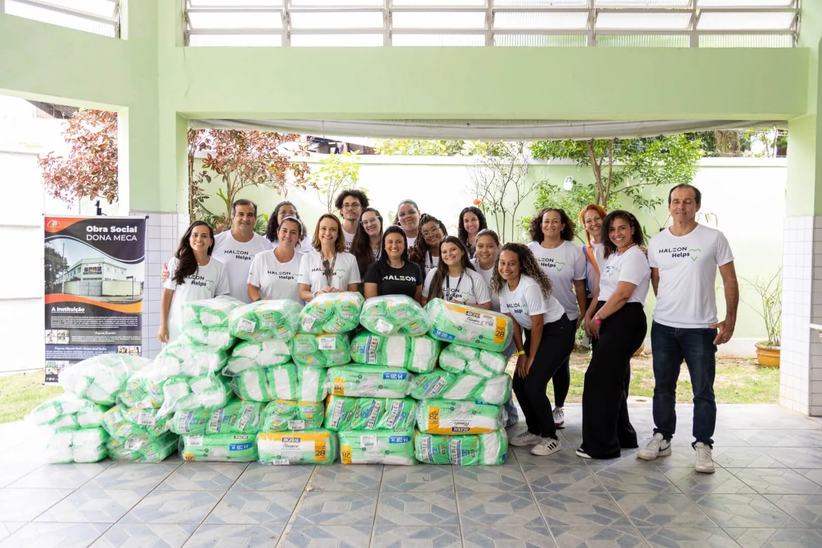 Group photo of Haleon employees in Brazil